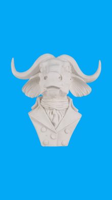 Ceketli Boğa Biblo Ham Polyester (Kopya)