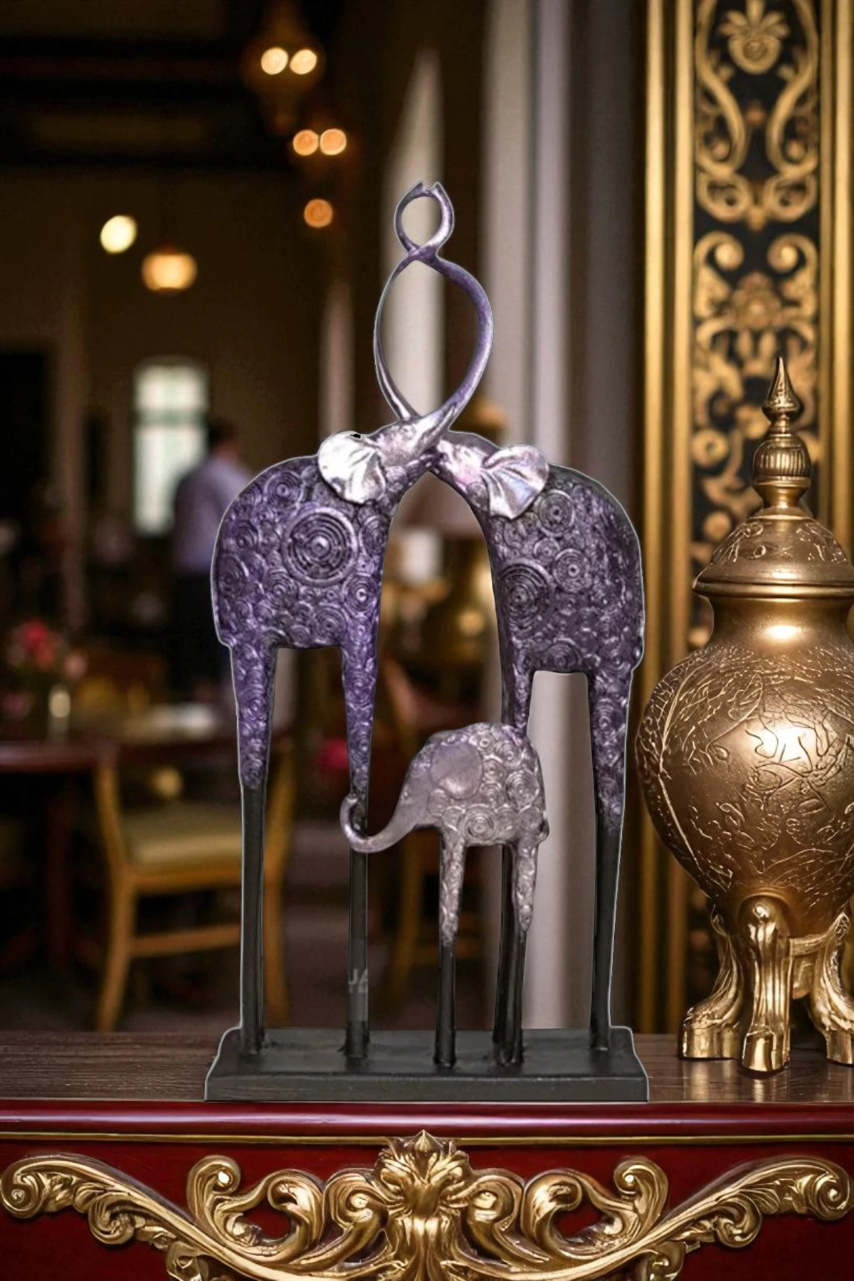 Fil Ailesi Biblo - Mor