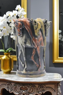 Atlı Vazo Heykeli - Renkli