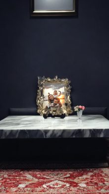 Kelebek Desenli Polyester Fotoğraf Çerçevesi - Altın
