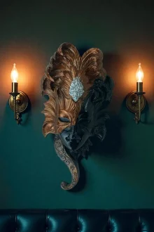 Venedik Kuştüyü Maskeli Kadın Duvar Süsü - Bronz/Siyah