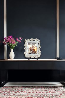 Lale Desenli Polyester Fotoğraf Çerçevesi - Sedef