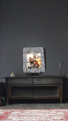 Yonca Desenli Polyester Fotoğraf Çerçevesi - Gümüş